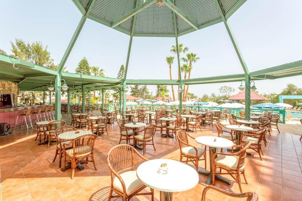 פרוטאראס Antigoni Hotel מראה חיצוני תמונה