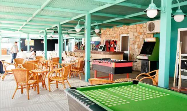 פרוטאראס Antigoni Hotel מראה חיצוני תמונה