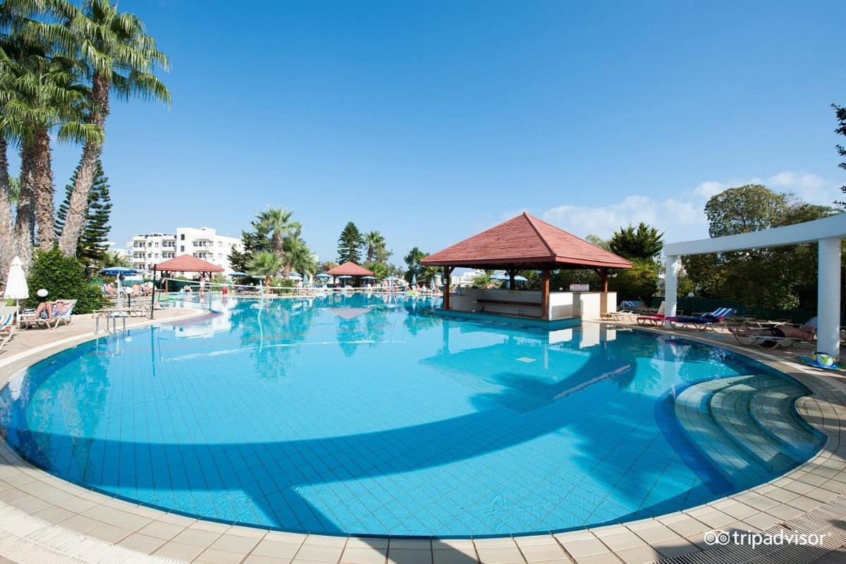 פרוטאראס Antigoni Hotel מראה חיצוני תמונה