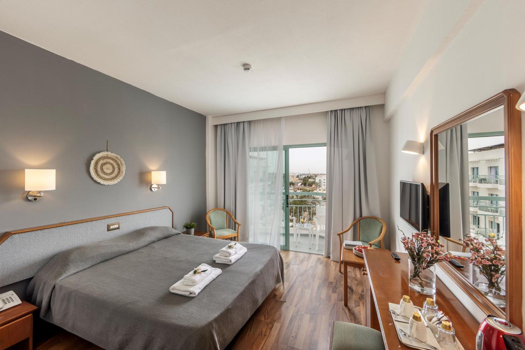 פרוטאראס Antigoni Hotel מראה חיצוני תמונה